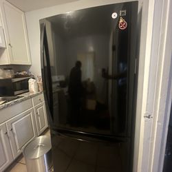 Kenmore Elite Black Refrigerator for Sale! Price Is Negotiable 
