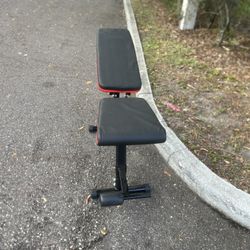 Multiposition workout bench missing one foot pad can replace with pool noodle location below.  workout bench great shape. Location below.  31705 Wesle