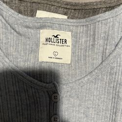 Hollister Long Sleeve Shirts for Sale in Tipton, CA - OfferUp