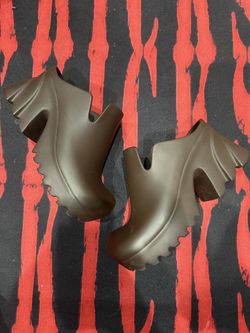 BOTTEGA VENETTA HEEL BROWN