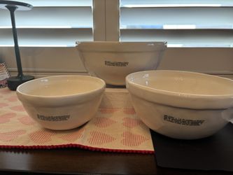 Rae Dunn Icon Mixing Bowls