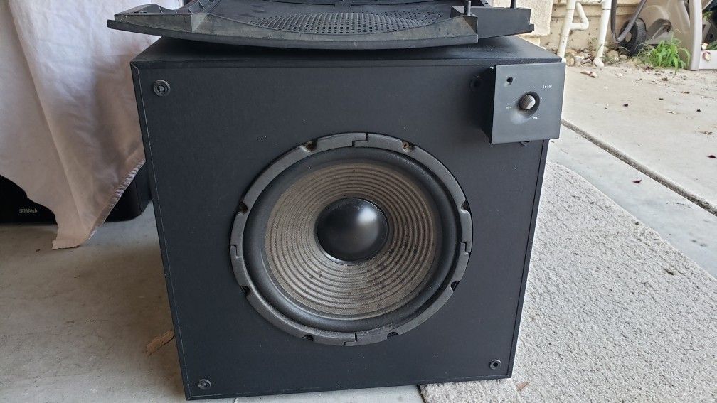 JBL PSWD110 subwoofer 140 watt amp 10 in woofer for Sale in Redlands
