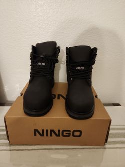 New men's work  boots size (8.5)