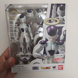 Bandai S.H.Figuarts Dragon Ball Z Frieza 4th Form