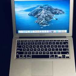 Apple Macbook Air 13”