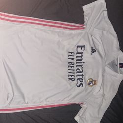 Real Madrid 20/21 Home Kit Valverde