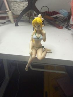 Leafa figurine (sword art online)