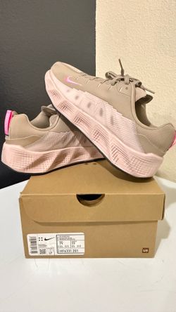 Tenis Nike AVA ROVER