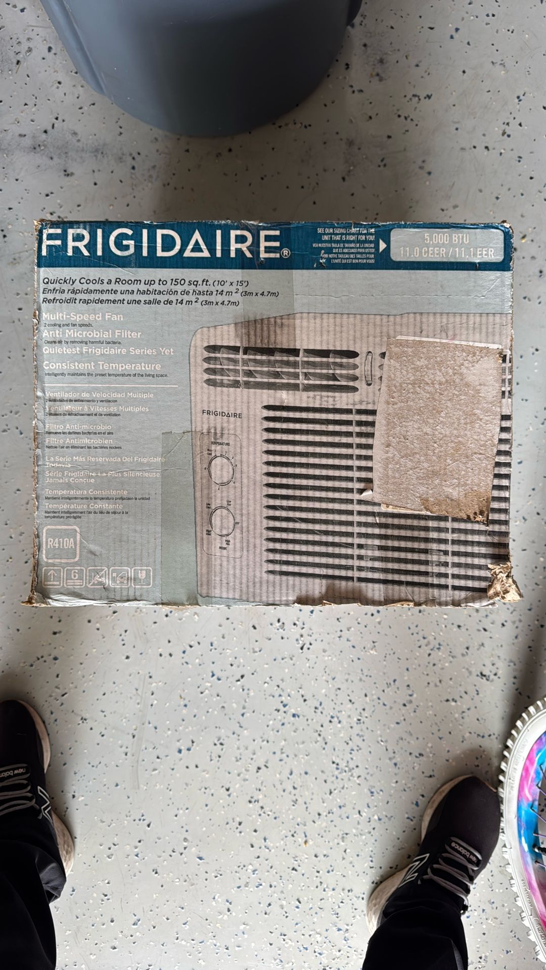 Frigidaire FFRA0511R1 5,000 BTU Window-Mounted Air Conditioner