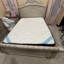 Dreamcloud, The DreamCloud Premier, Queen Mattress , Like New
