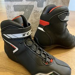 Motorcycle Boots - TCX Size 43 / 9 LIKE NEW in box