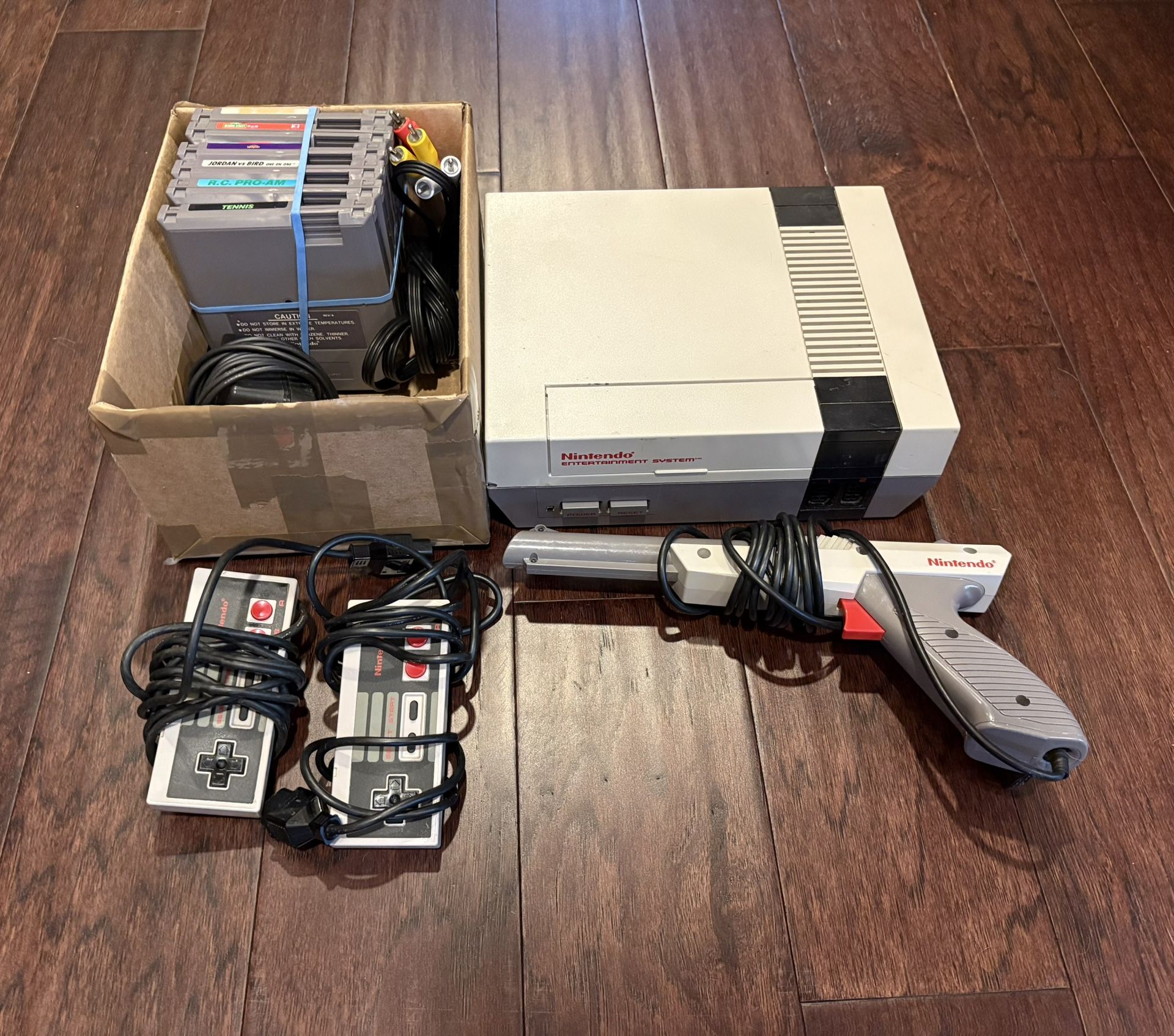 Nintendo NES (complete)