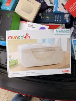 Munchkin Wipe Warmer, Open Box, Brand New