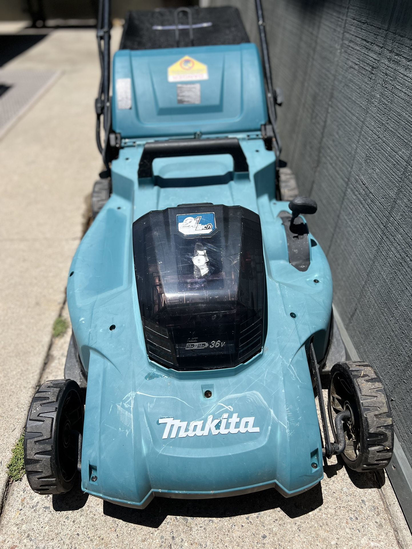 Makita Lawn Mower 
