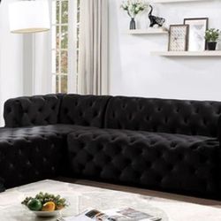 ZENAIDE SECTIONAL

