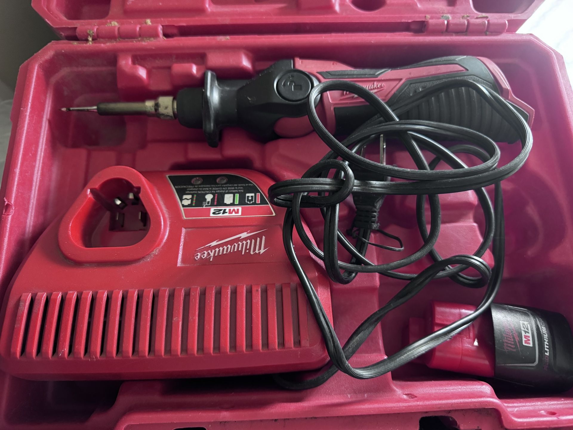 Soldiering Iron Milwaukee M12 12-Volt Lithium-Ion Paid Over $200 Cordless Soldering Iron Battery And Charger 