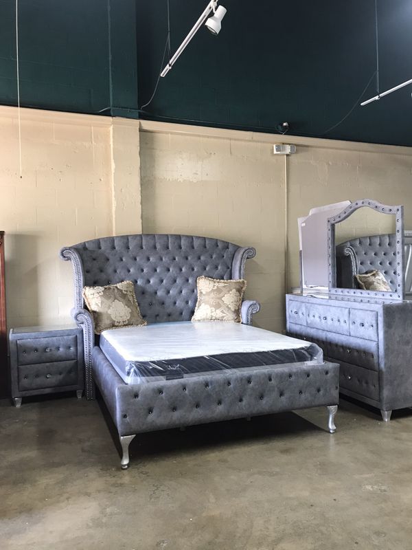 Brand new queen size bedroom set 1299 for Sale in Hialeah, FL OfferUp