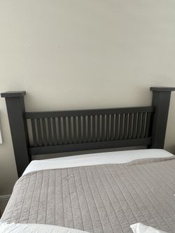 Queen Head Board- Solid Wood 