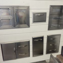 Huge Bbq Grill And Outdoor Kitchen Accessories 