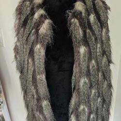 Women's Faux Fur Vest (XS)