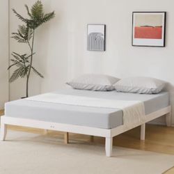 ***MOVING***White Full Wood Bed frame Bed