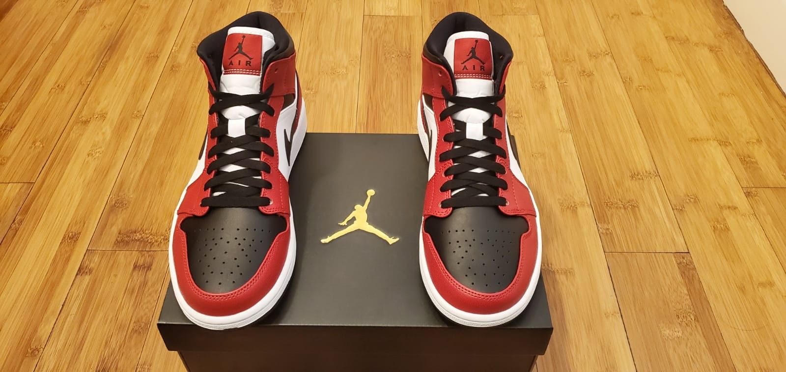 Jordan 1's size 8.5,9.5 and 10.5 for Men
