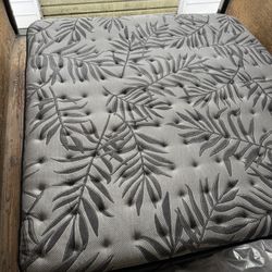 Sealy King Size PosturePedic Plus