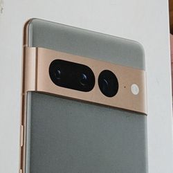Unlocked Google Pixel 7 Pro 128 GB Cell Phone
