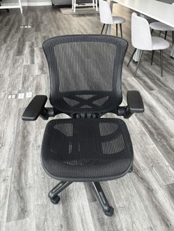 Desk Chairs
