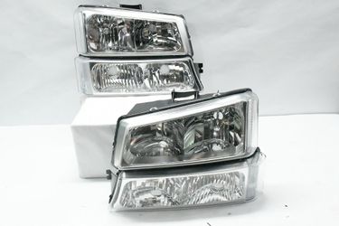 LA Zona Auto Parts 2003 to 2006 Chevrolet Silverado Avalanche Clear headlights Luces Mica Calavera Faro Claros