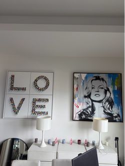 High-end art collection. Mr. brainwash and more looking for help selling.