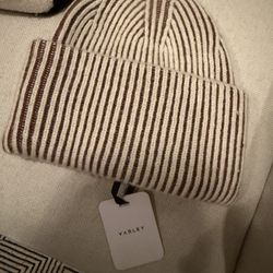 Brand New Varley Beanie - Cocoa Dust 