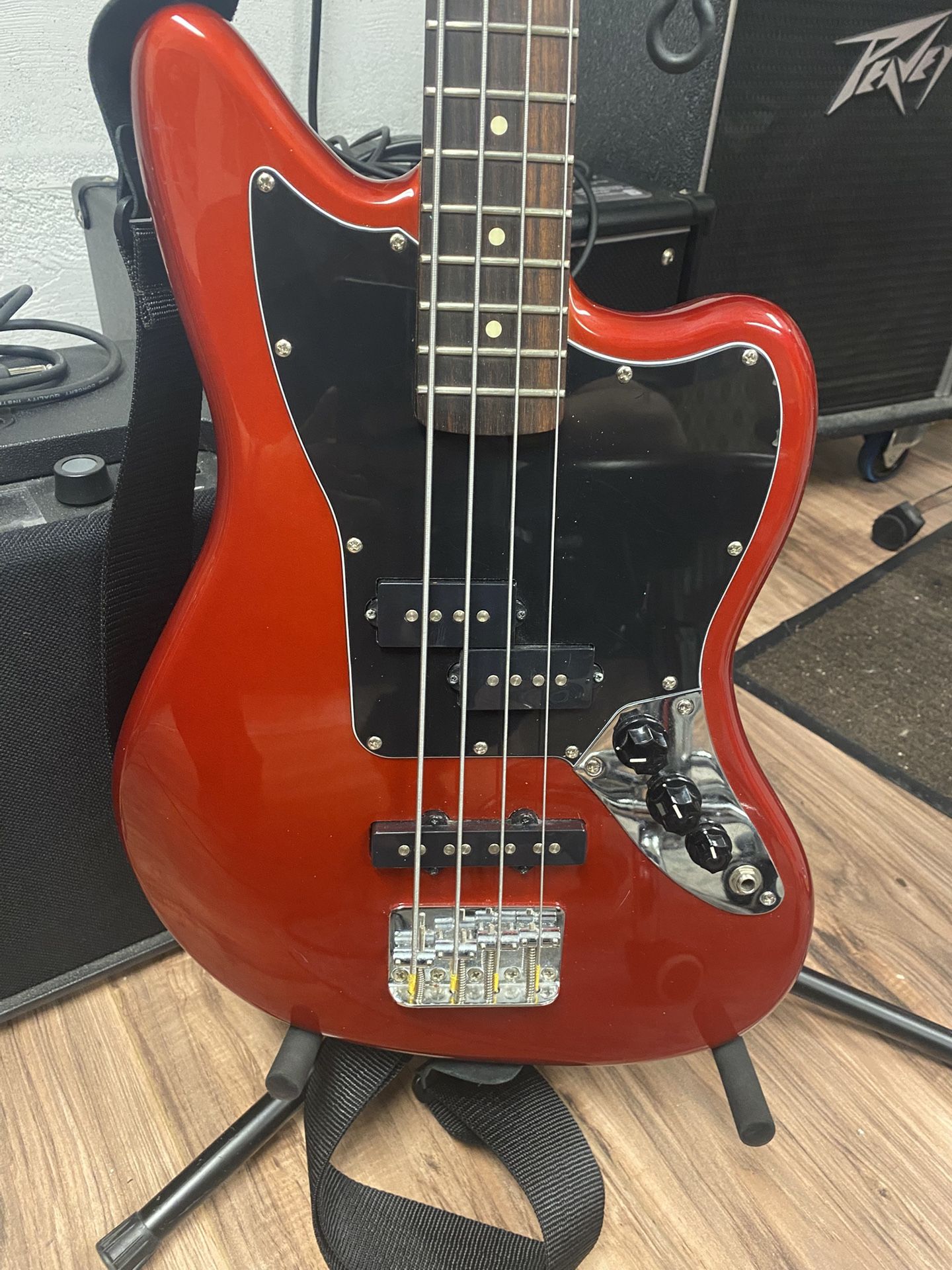 Squier Vintage Modified Jaguar Bass Guitar