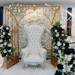 Throne Chair