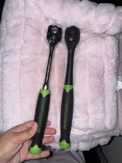 Ratchets Idk The Size