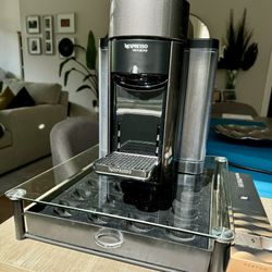 Nespresso Vertuo Evoluo + AEVO Milk Frother - Like New