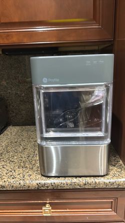 G.E profile ice maker