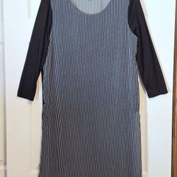 Unique Black & white striped lined tunic top, shirt, blouse Sz. S