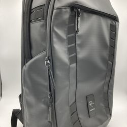 Nomatic McKinnon 35L Camera Bag