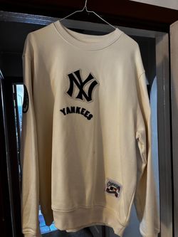 Yankees cream sweater