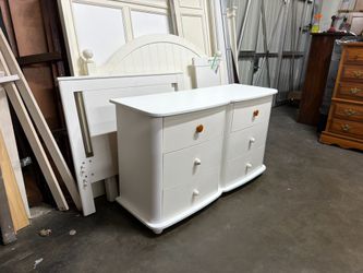Dresser $160