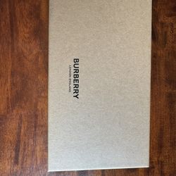 Women’s Burberry Sunglasses 