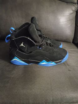 Nike Air Jordan True Flight sneakers