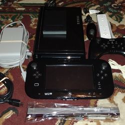 NINTENDO WII U 500GB HARD DRIVE SYSTEM CONSOLE WITH GAMES