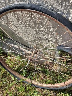 Schwinn  26"" breezy front wheel