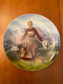 Sound of music collector plate