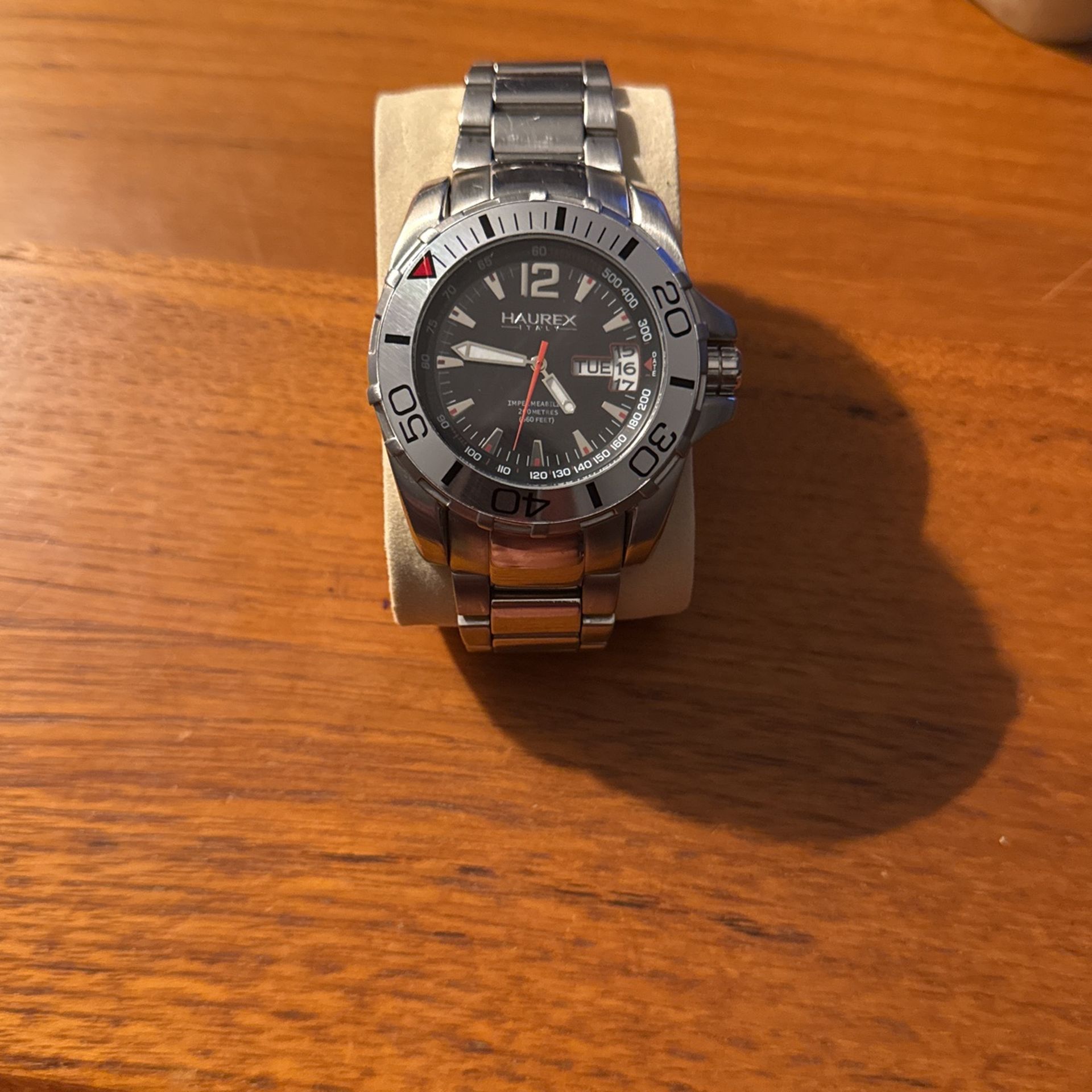 Watch . Haurex Caimano Series