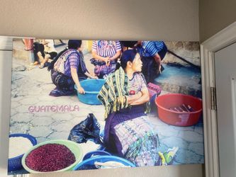Wall picture decoration.