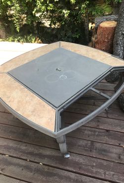 Fire Pitt table and chairs