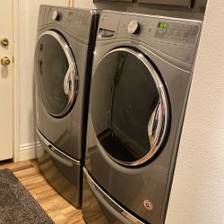 Front Load Washer And Dryer .